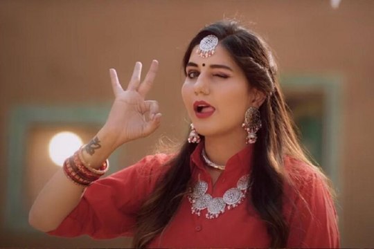 सपना चौधरी के वीडियो को देखकर दीवाने हुए लोग, तारीफों से भरा कमेंट सेक्शन