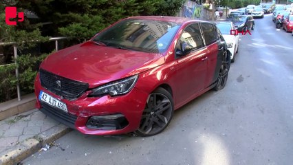 Beşiktaş'ta yolda yürüyen kadına cip çarptı