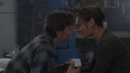 "My Teacher's Wife" (1995) Romance, Darma