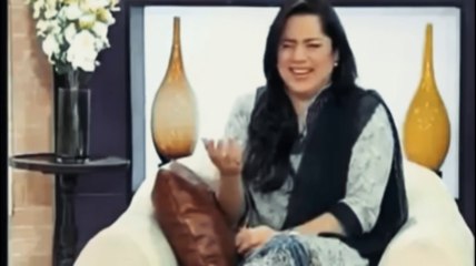 میرا_کی_لاجواب_انگریزی__#viralvideos_#viralvideo_#viral_video_#pakistan_#india(1080p50)