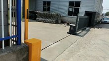 cổng xếp trượt nhôm