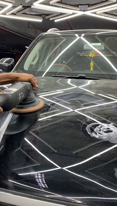 Car Wax Treatment in Noida by Detailing Machines