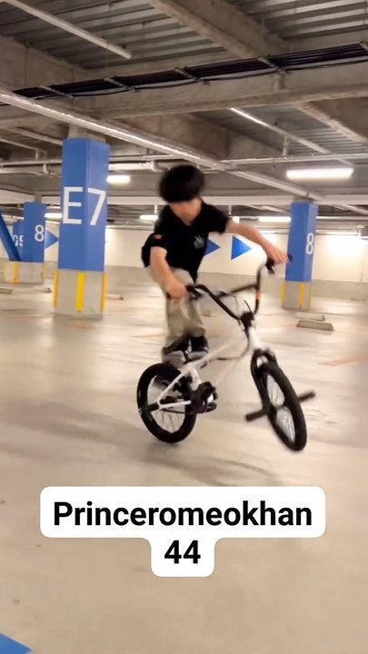 Cycle wheeling