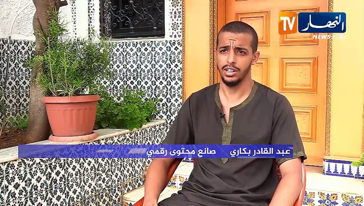 روبوتاج: صناع المحتوى بجبة محامي.. دفاع عن الذاكرة عبر منصات التواصل
