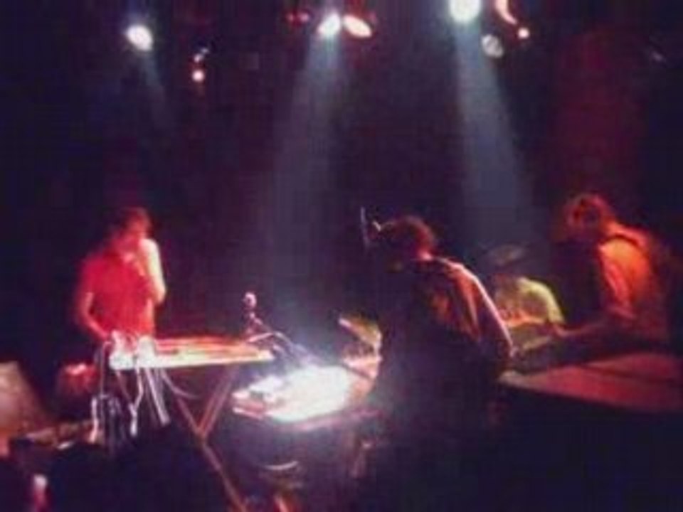 Holy Fuck - Untitled, live @ Paris (Maroquinerie)