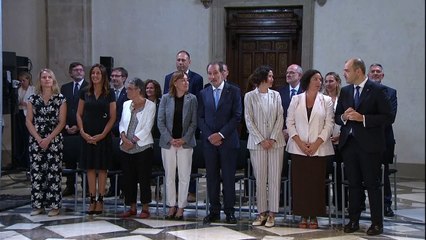 Novo governo catalão toma posse na Espanha