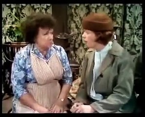 Nearest And Dearest. S05, E01. Make Yourself At Home.