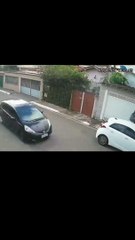 Policial de folga reage a tentativa de assalto e mata suspeito