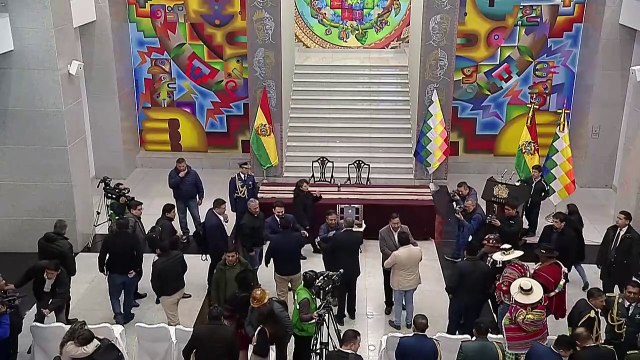Bolivia cambia a ministro de Hidrocarburos en medio de severa crisis de combustibles