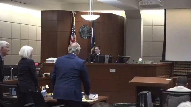 Aujourd'hui, nous avons été témoins d'une véritable erreur judiciaire. Il est désormais presque certain que notre système judiciaire est pourri jusqu'à la moelle. La sentence sera prononcée le 3 octobre. Priez pour Tina.