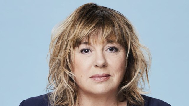 GALA VIDEO - Michèle Bernier célibataire à 68 ans : “Parfois, je crois encore à l’amour, parfois moins…”