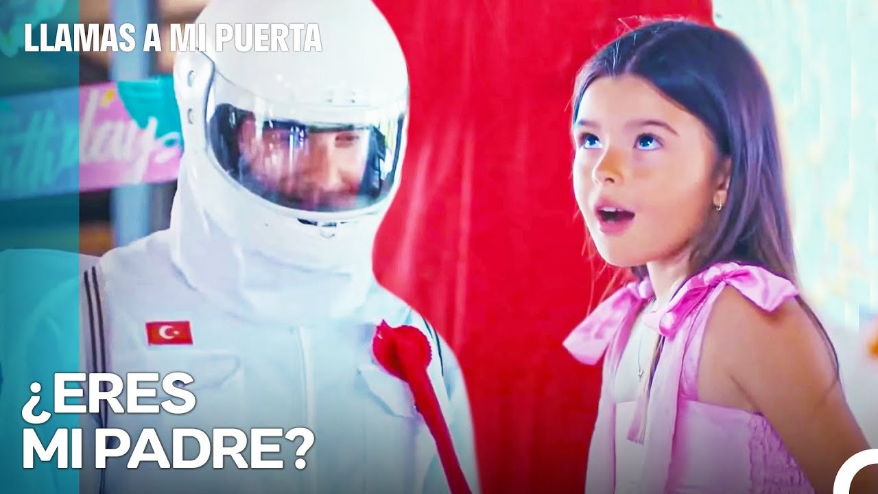 ¡Serkan Vino Vestido De Astronauta! - Llamas A Mi Puerta