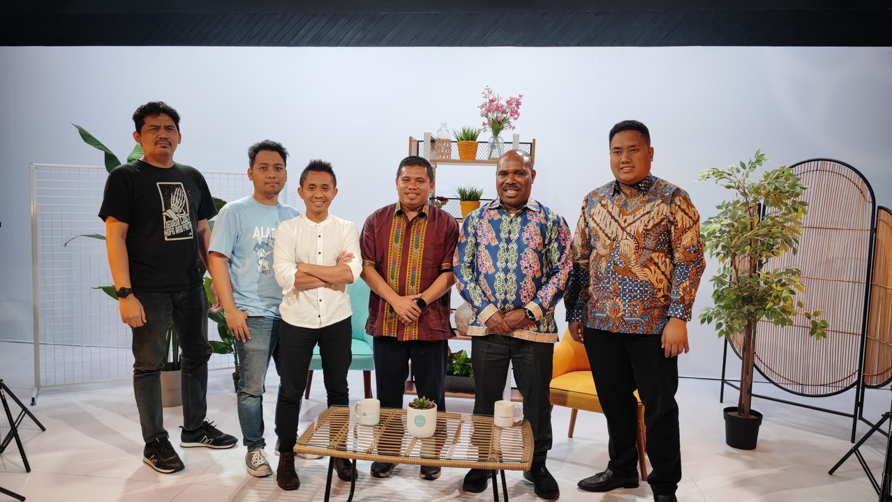 Dari Gunung ke Dunia: Tantangan dan Mimpi Maximus Tipagau