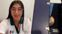 Ángela Ruiz, medallista en los Juegos de París, presume la forma en la que su metal llegó a México