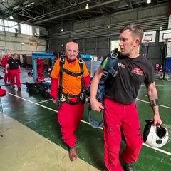 Korean War veteran sails on HMS Oardacious for charity