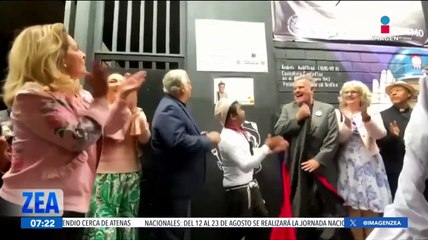 Homenajean a "Cantinflas" con mural de graffiti en aerosol en el Eje Central de la CDMX