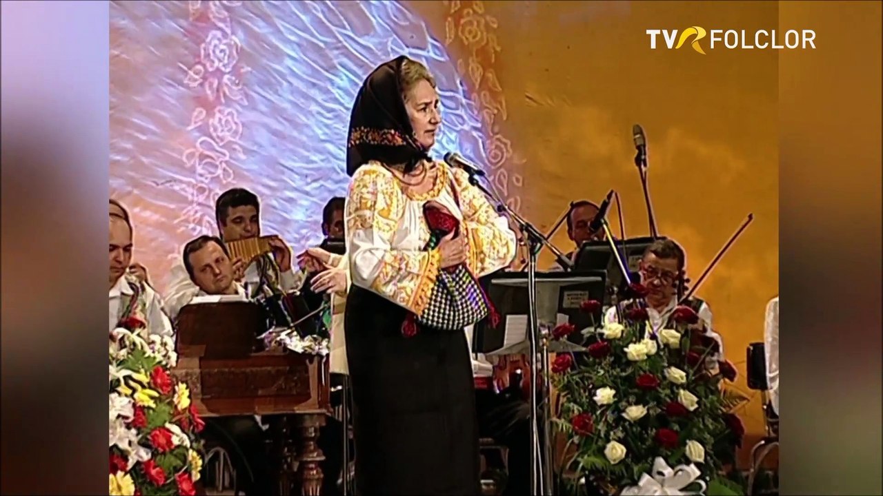 Sofia Vicoveanca - Ionel de peste vale (Spectacol Tezaur folcloric - arhiva TVR)