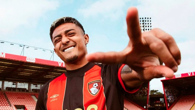 Julián Araujo es presentado oficialmente como nuevo jugador del Bournemouth