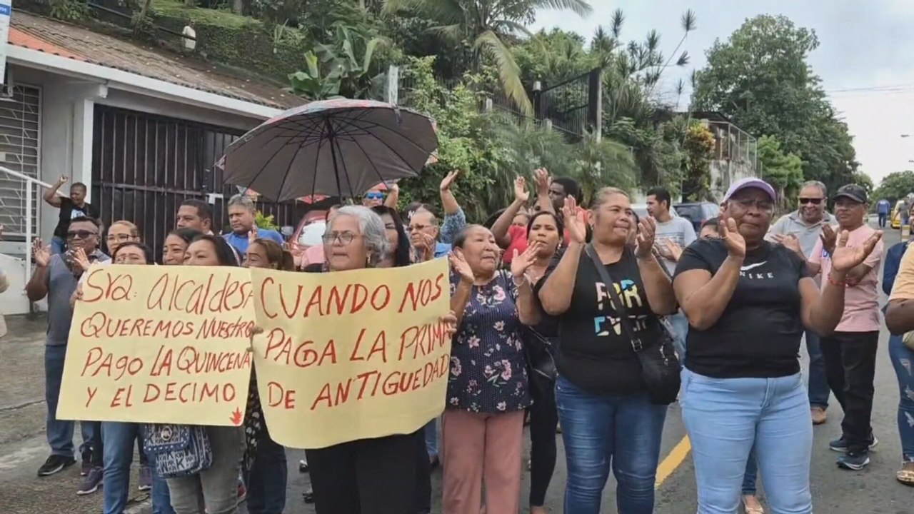 Exfuncionarios de la alcaldía y juntas comunales de Arraiján exigen pago de quincena y décimo