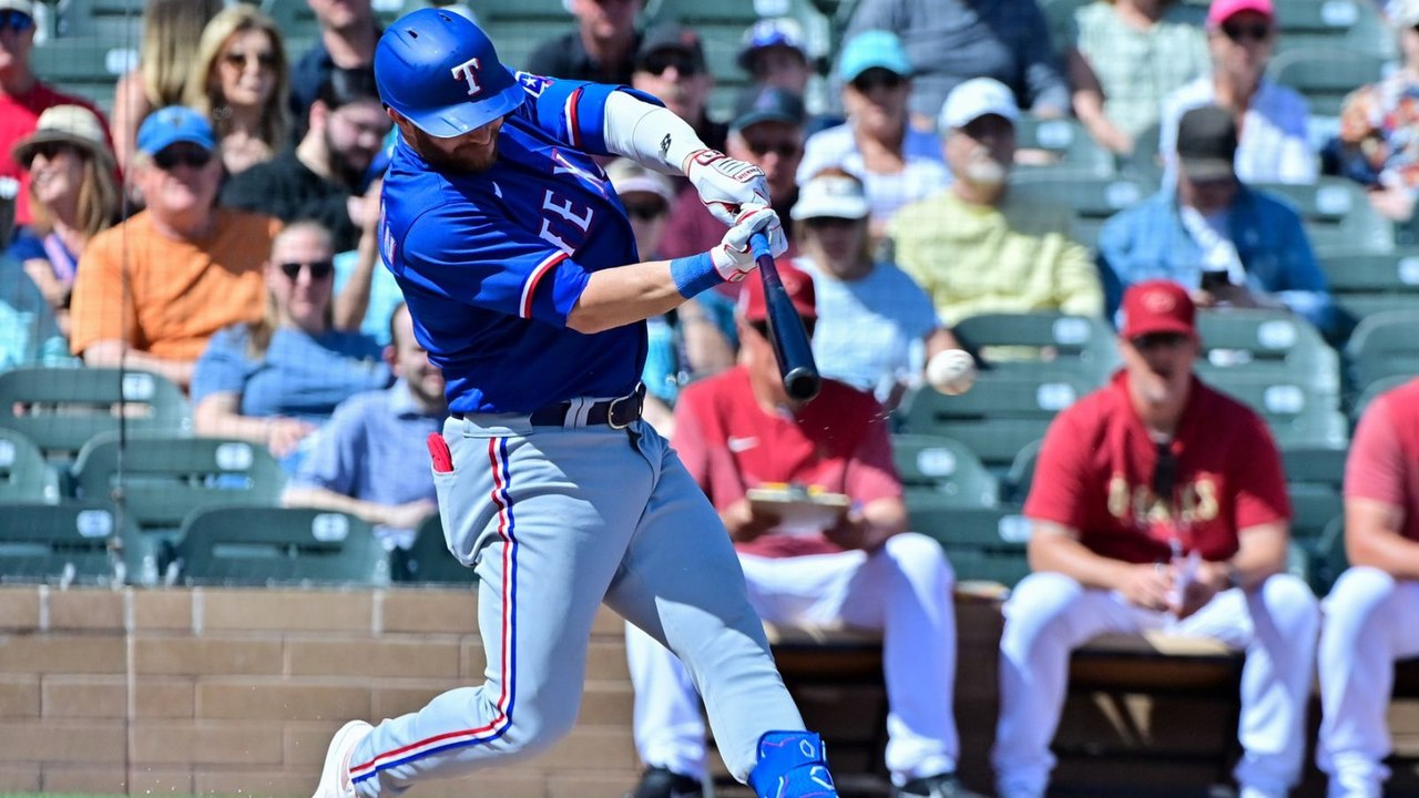 Red Sox Snap Losing Streak, Face Rangers in Pivotal Game