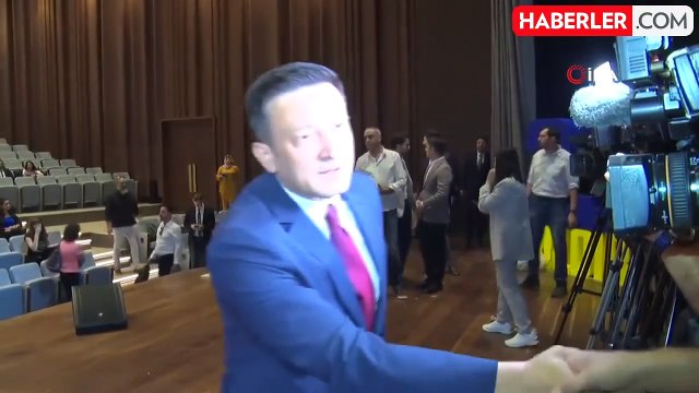 AK Parti'ye katılımlar hem milletvekili hem de belediye başkanları düzeyinde olacak