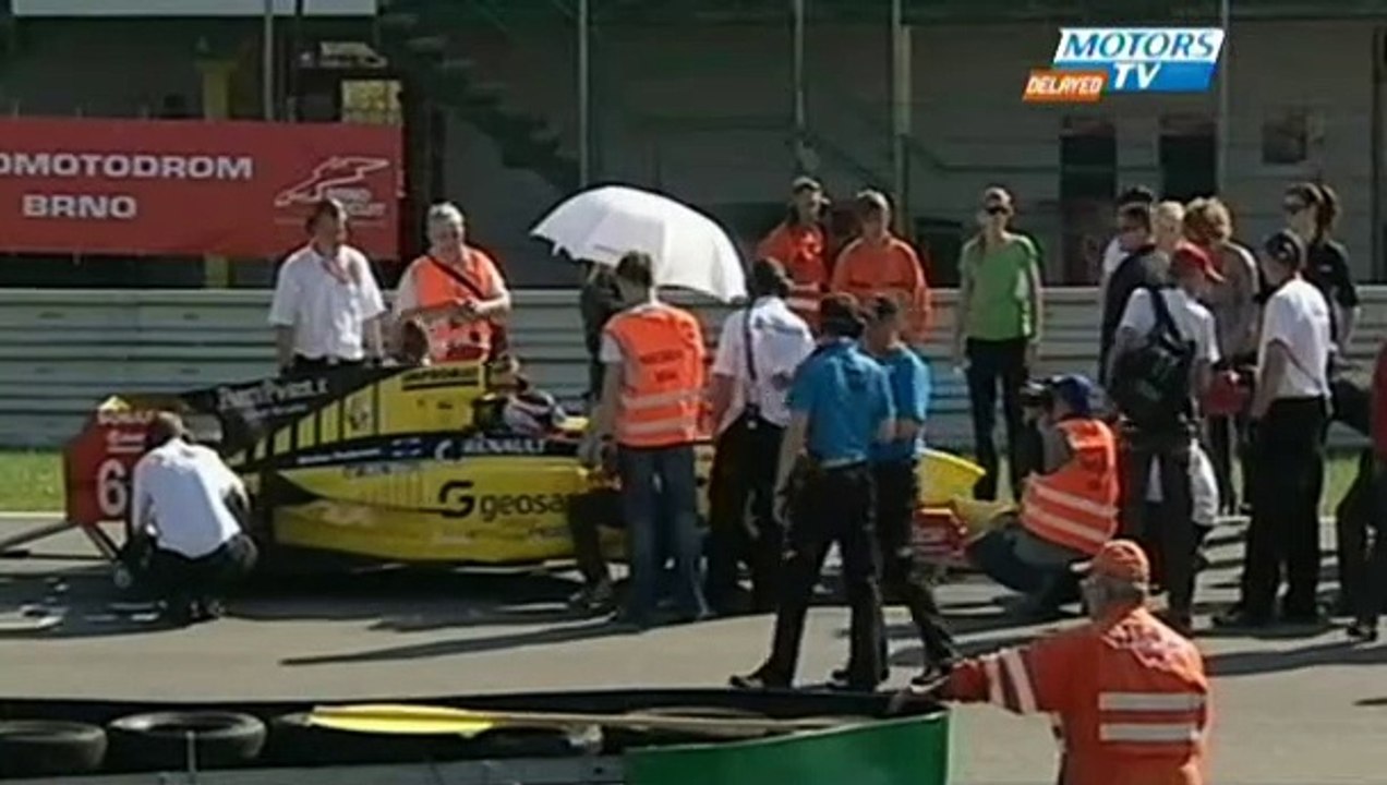 AutoGP.2010.Round01.Czech.Republic.Race2.MotorsTV.360p.H264.French