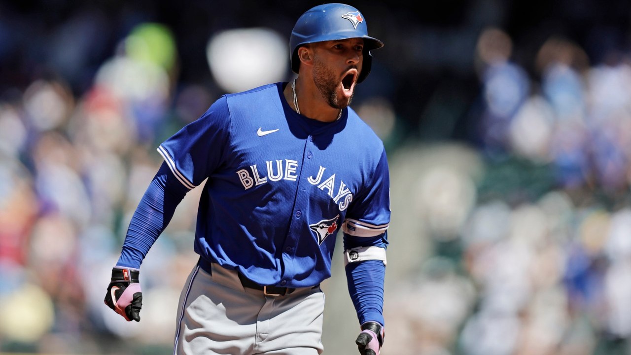 Tuesday's MLB Matchups: Key Pitching Duels & Betting Odds