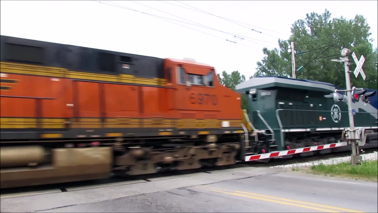 New GE Test Track Action With CSX and NS Trains! By Jim Gray 7 27 15