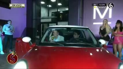 Chavana le regala un carro a &#039;Tun Tun&#039;