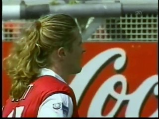 Emmanuel Petit vs Manchester United (1999 FA Charity Shield)