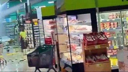 Teto de supermercado em Valência desaba - Espanha