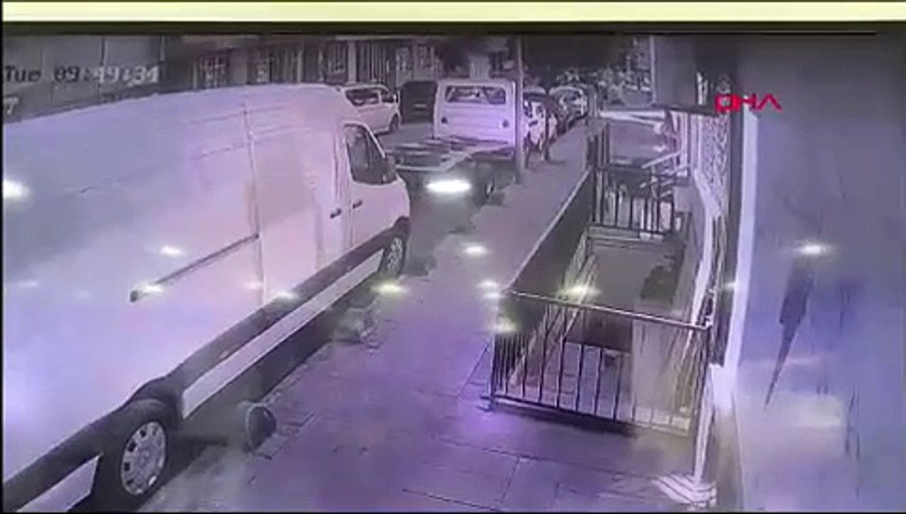 Sokak ortasında hamile kadını taciz etti!