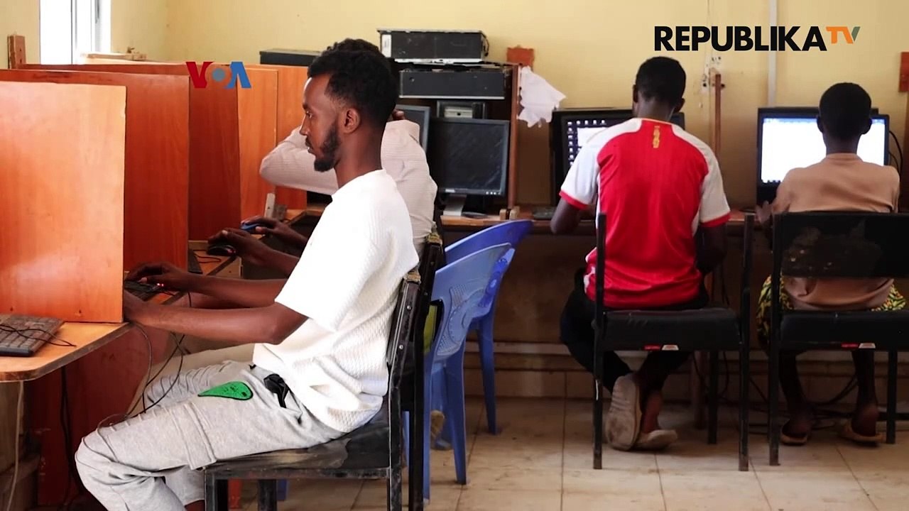 Pengungsi Somalia Dapatkan Pelatihan Keterampilan Digital