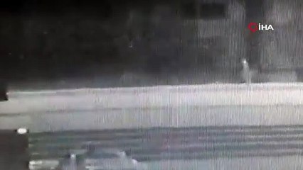 Feci kazanın görüntüleri ortaya çıktı: Genç kız metrelerce sürüklendi!