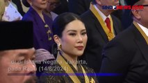 Angela Tanoesoedibjo Terima Tanda Kehormatan Bintang Jasa Utama dari Presiden Jokowi