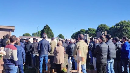 Casal Kharine e Junior Zini São Sepultados no Cemitério Central 🪦