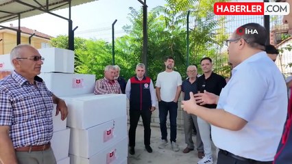 Denizli'de Akdeniz Meyve Sineği Zararlısına Karşı Çiftçilere Tuzak Dağıtıldı