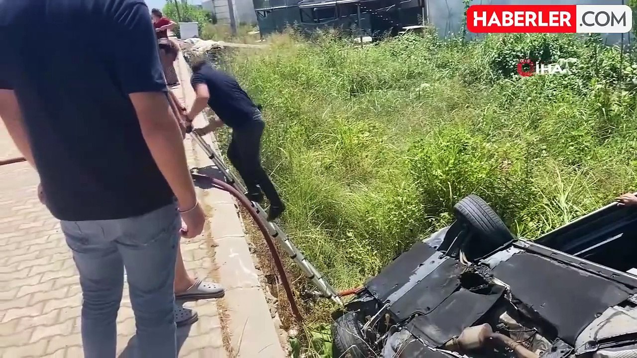 Şarampole uçan otomobildeki 2 kişi yaralı olarak kurtarıldı