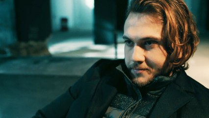 في الداخل الحلقة 64 المدبلجة إلى اللغة العربية وعالي الدقة İçerde