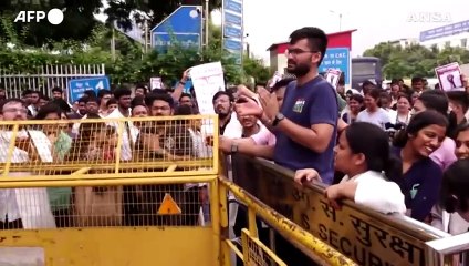 India, sciopero dei medici dopo lo stupro e l'omicidio di una collega a Kolkata
