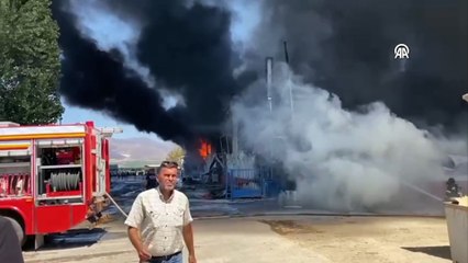 Manisa'da üzüm işleme tesisinde korkutan yangın