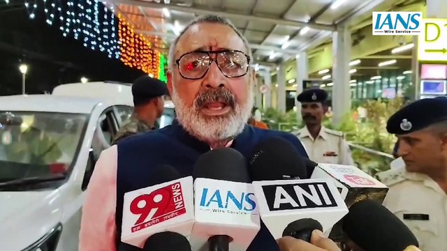 Giriraj Singh का Lalu Prasad Yadav पर पलटवार, उन्होंने केवल घोटाला ही किया है