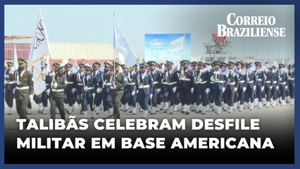 Talibãs celebram três anos de poder no Afeganistão com um desfile militar