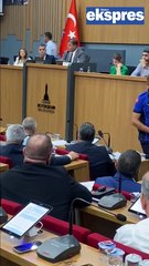 Başkan Tugay, AK Partili Aydemir'e numarasını verdi