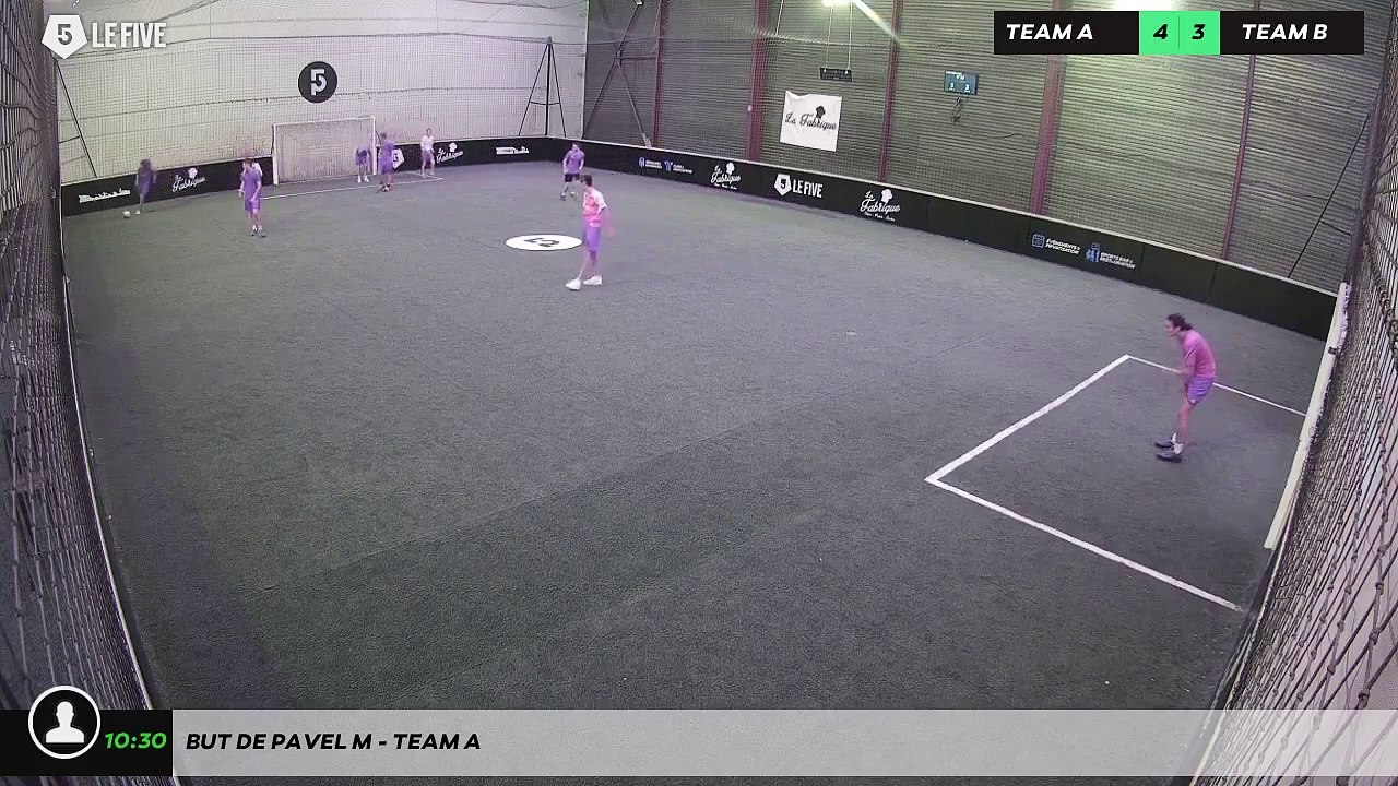 But de Pavel M - Team A