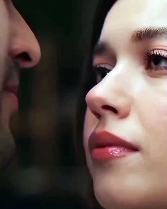 Amazing couple kissing scene