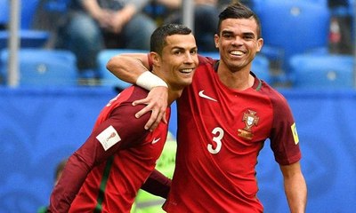 بيبي يودع الملاعب بعد 23 عاما من الإنجازات