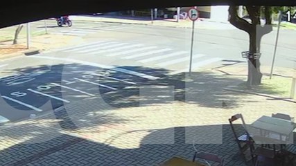 Câmera flagra acidente que deixou adolescente ferido no Coqueiral