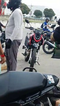 Dupla rouba motocicleta próximo da antiga PRF, no Eustáquio Gomes