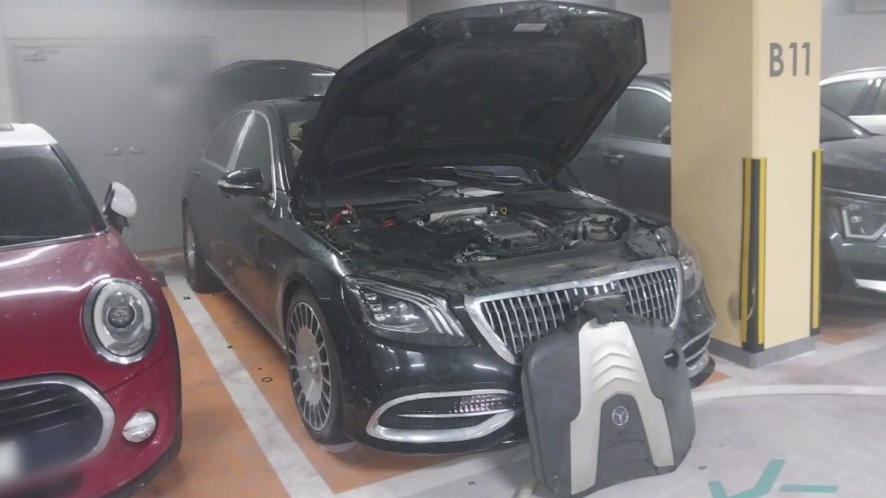 전기차 화재 청라 아파트 앞 단지도 차량 화재..."극단 선택 추정" / YTN